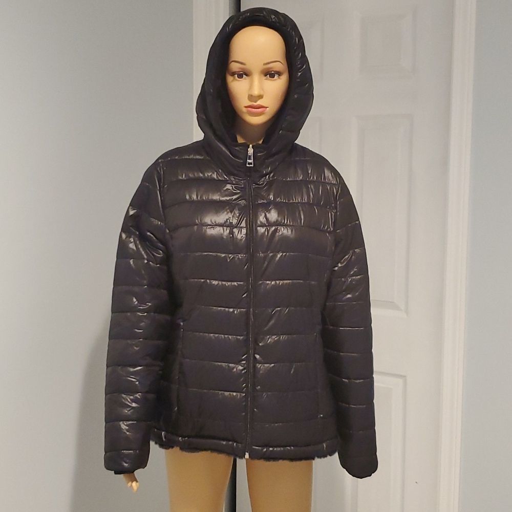 Andrew Marc reversible puffer